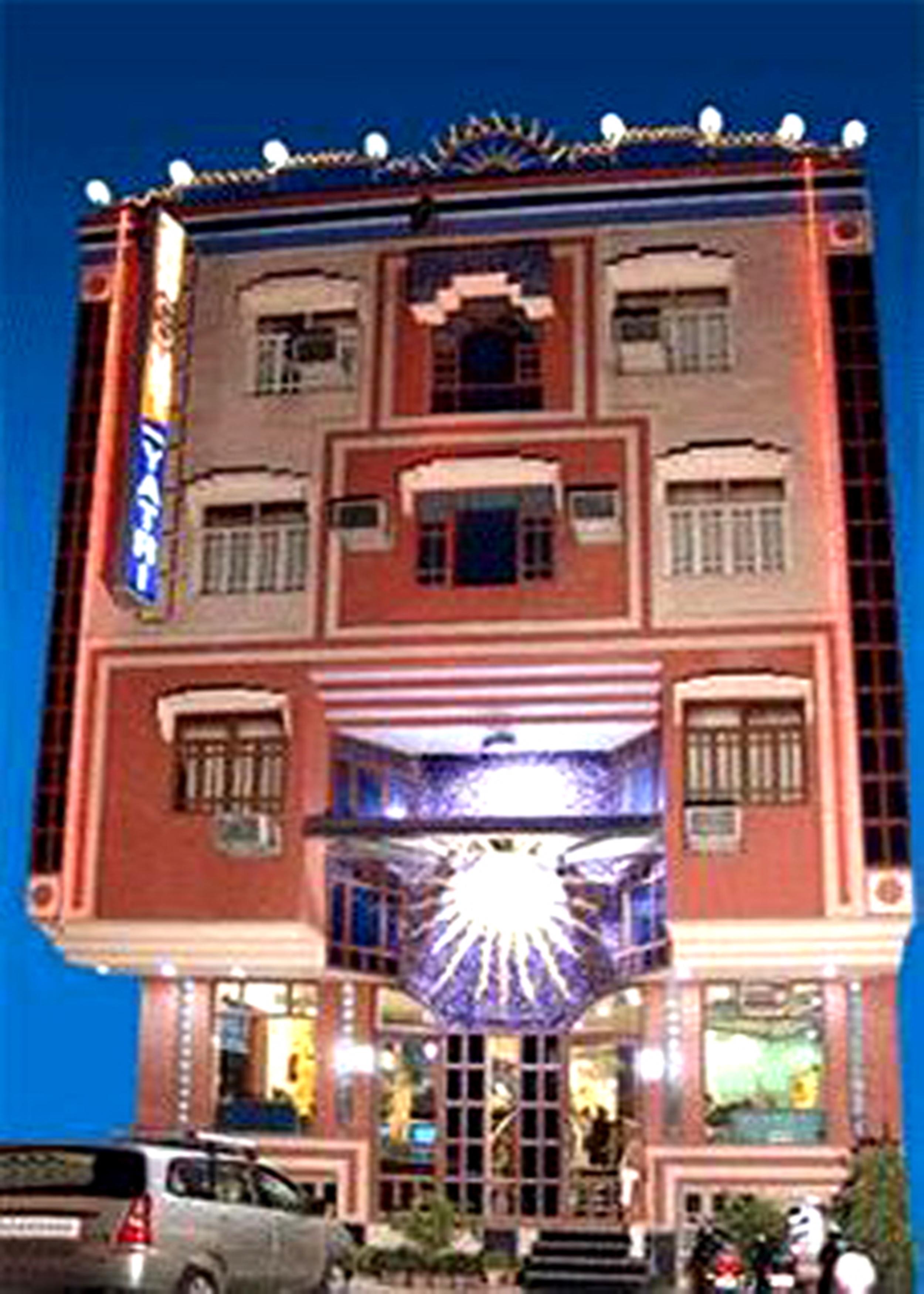 โรงแรมเดอะ ซันคอร์ท ยาทรี นิวเดลี ภายนอก รูปภาพ